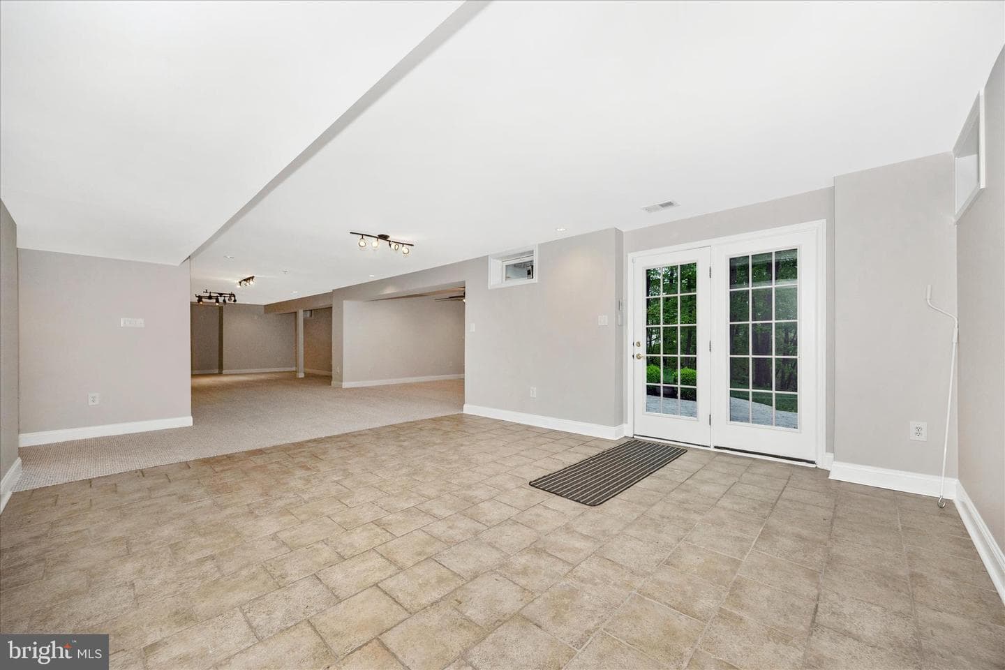 6463 Forest Hills Court photo 37