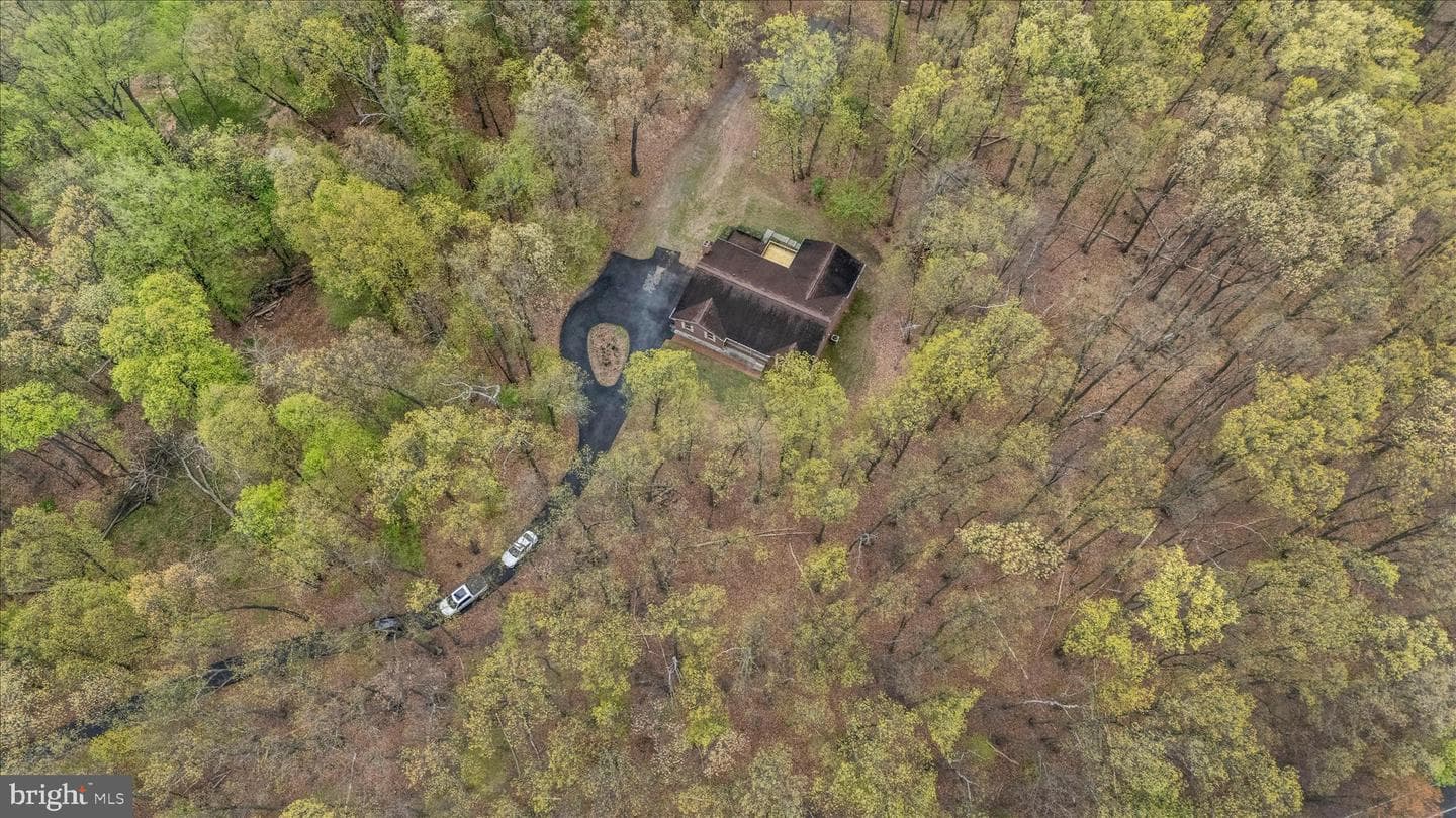 10393 Liberty Road photo 16