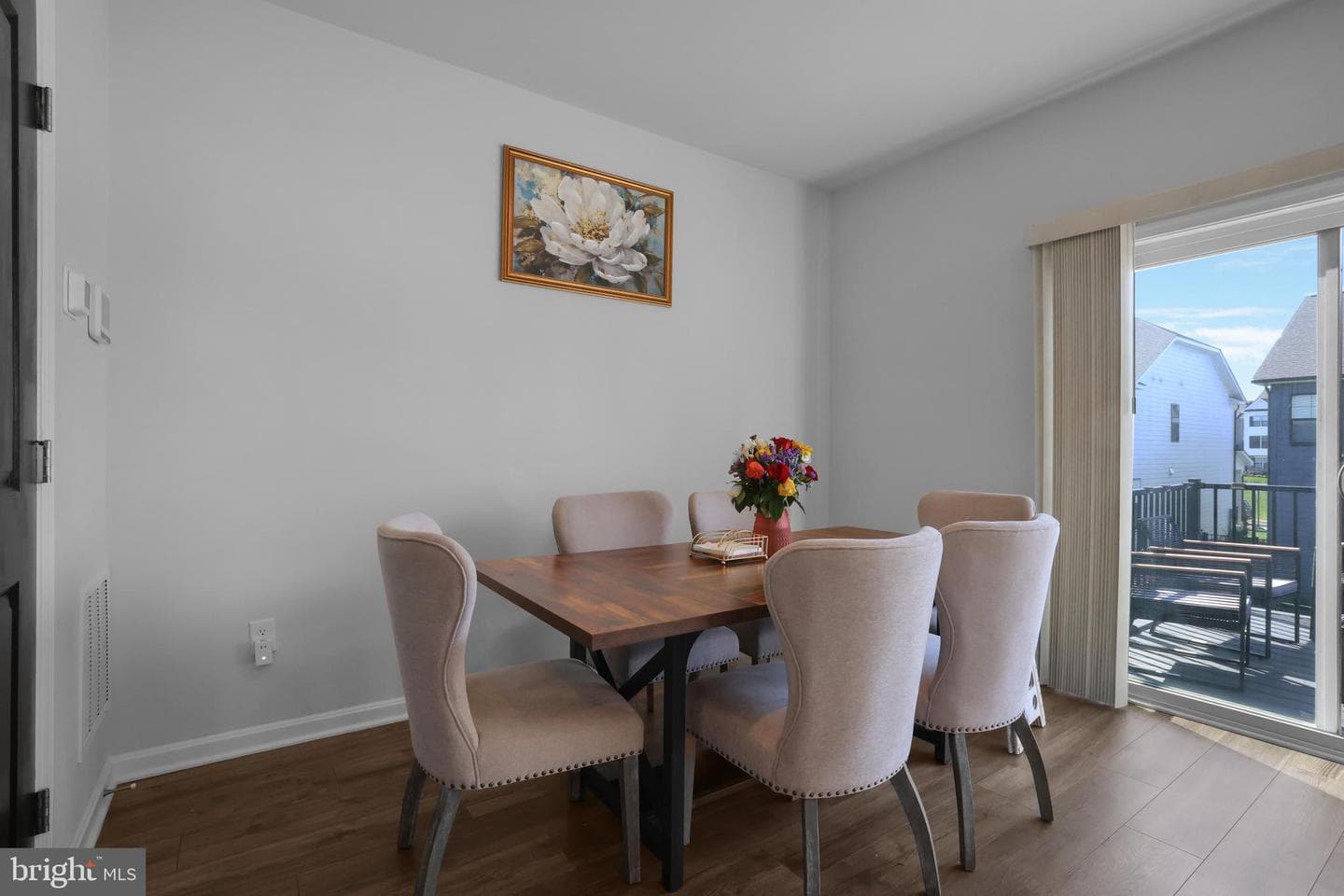 854 Amity Street photo 16