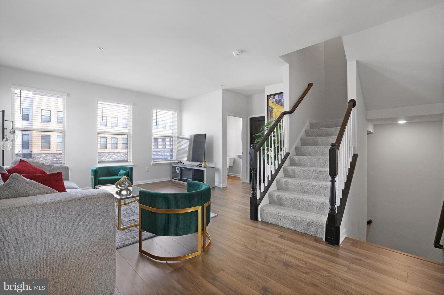854 Amity Street photo 9