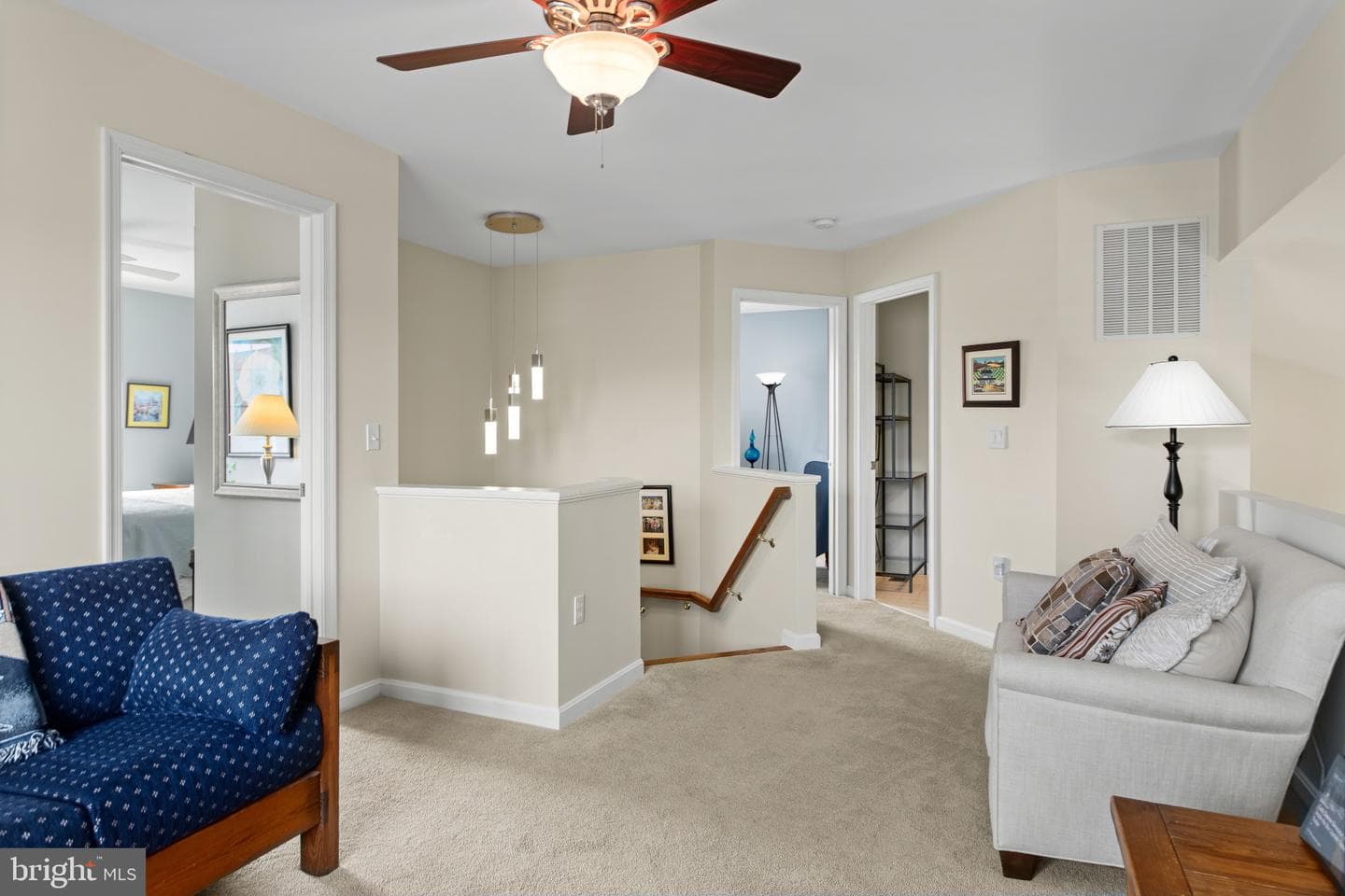 7 Derr Lane photo 23
