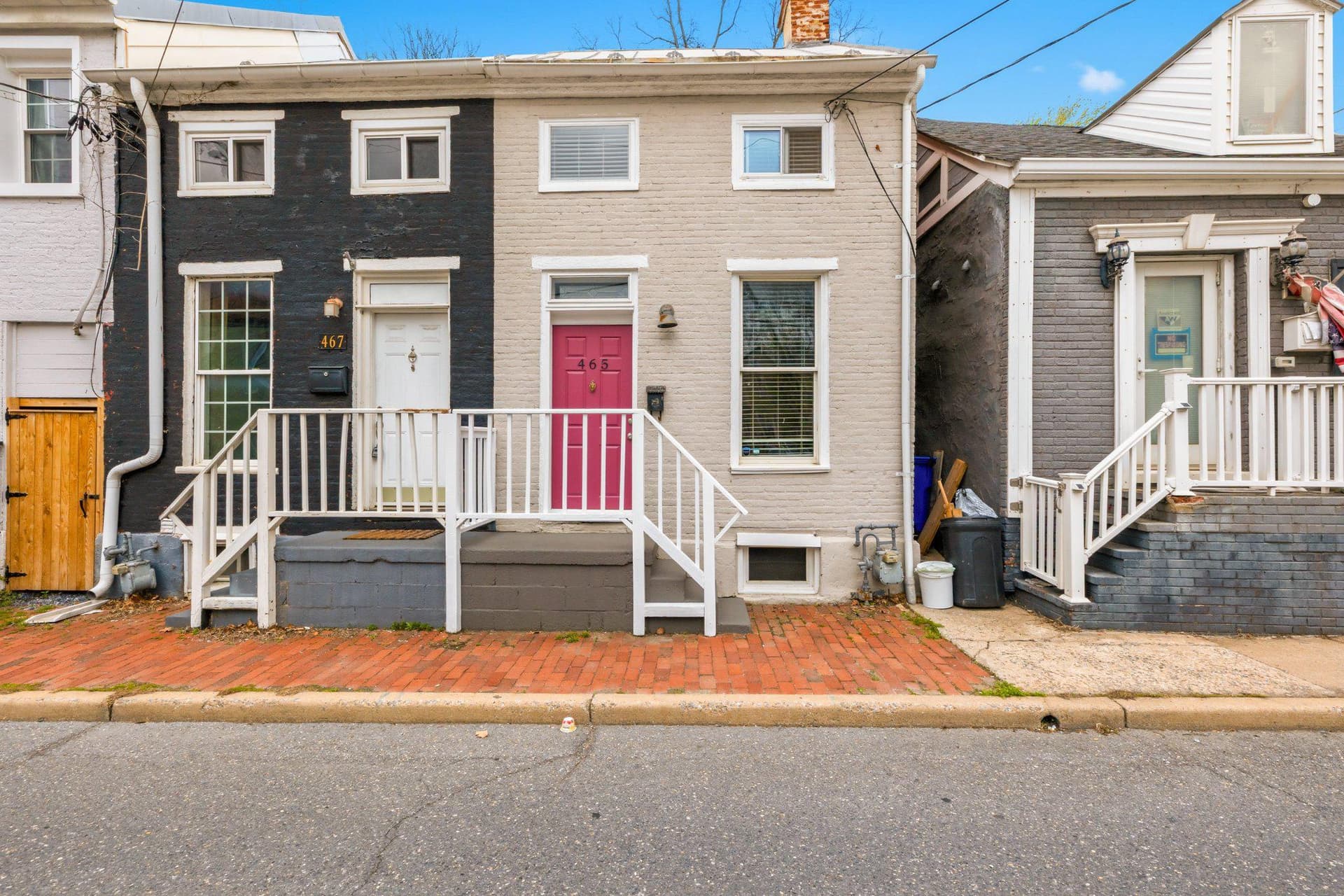 465 W South Street