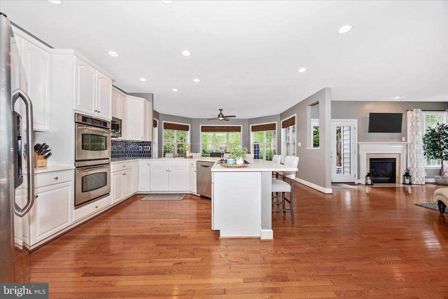 11007 Country Club Road photo 8