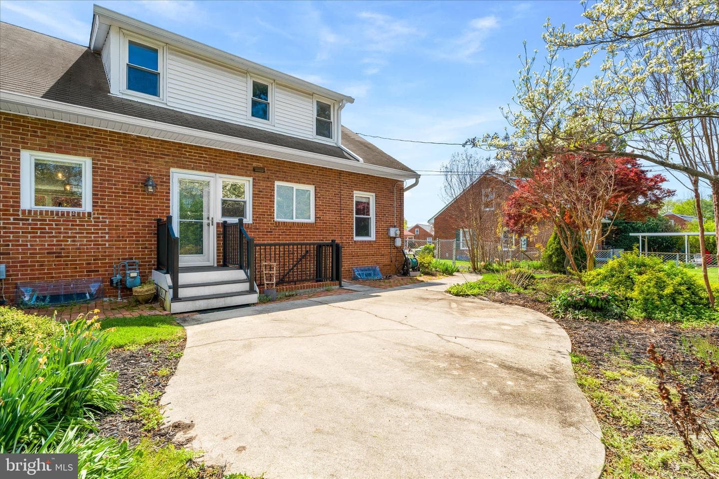 417 Biggs Avenue photo 45