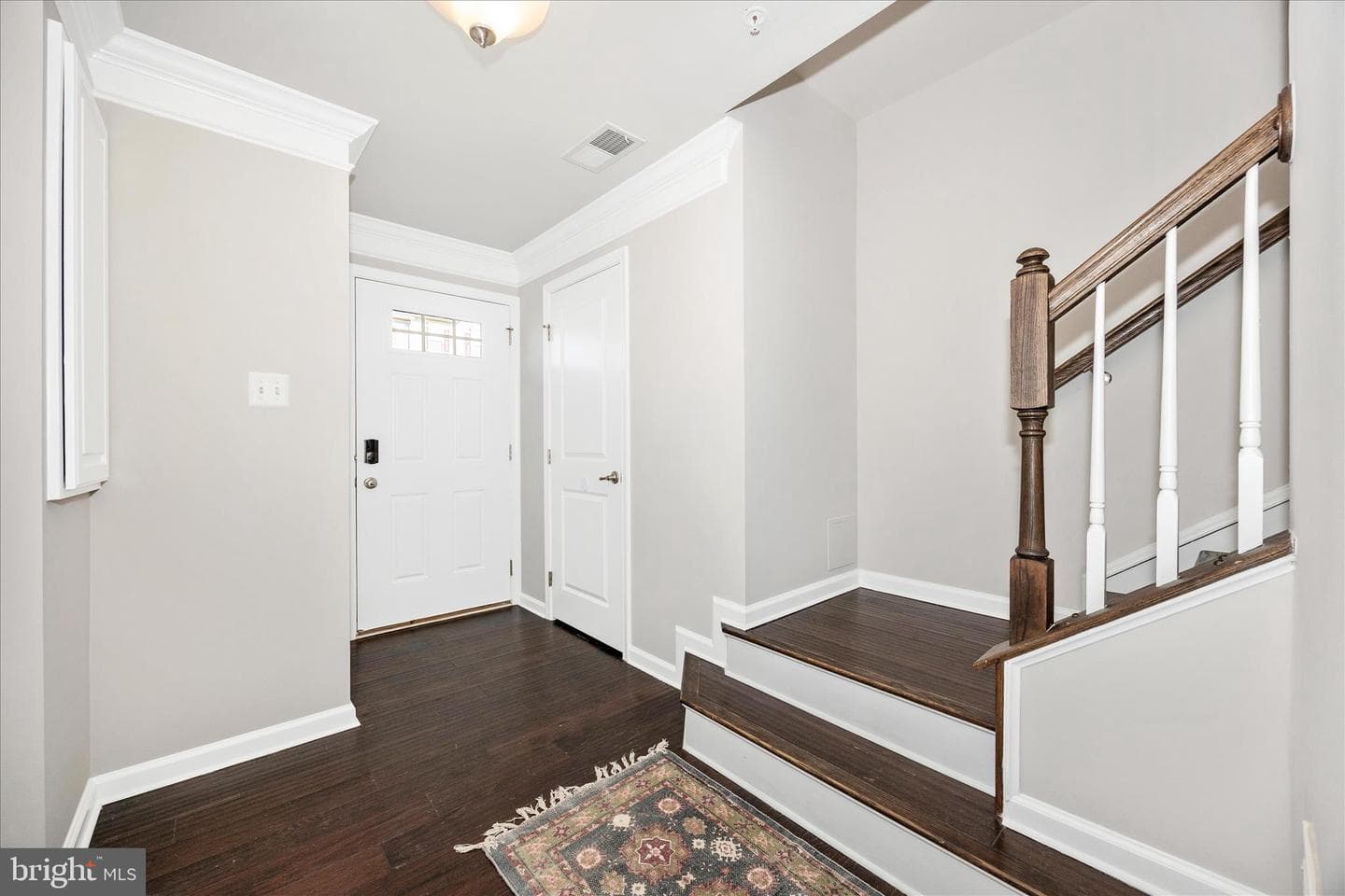 5812 Rochefort Street photo 27