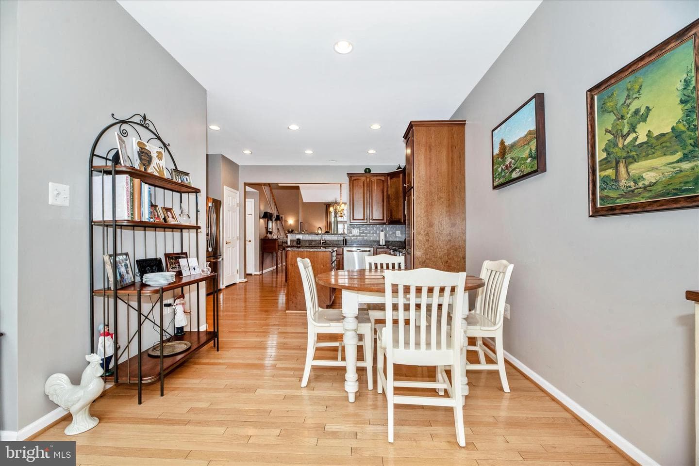 10604 Victorian Avenue photo 16