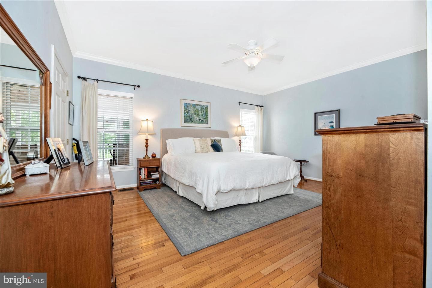 10604 Victorian Avenue photo 21