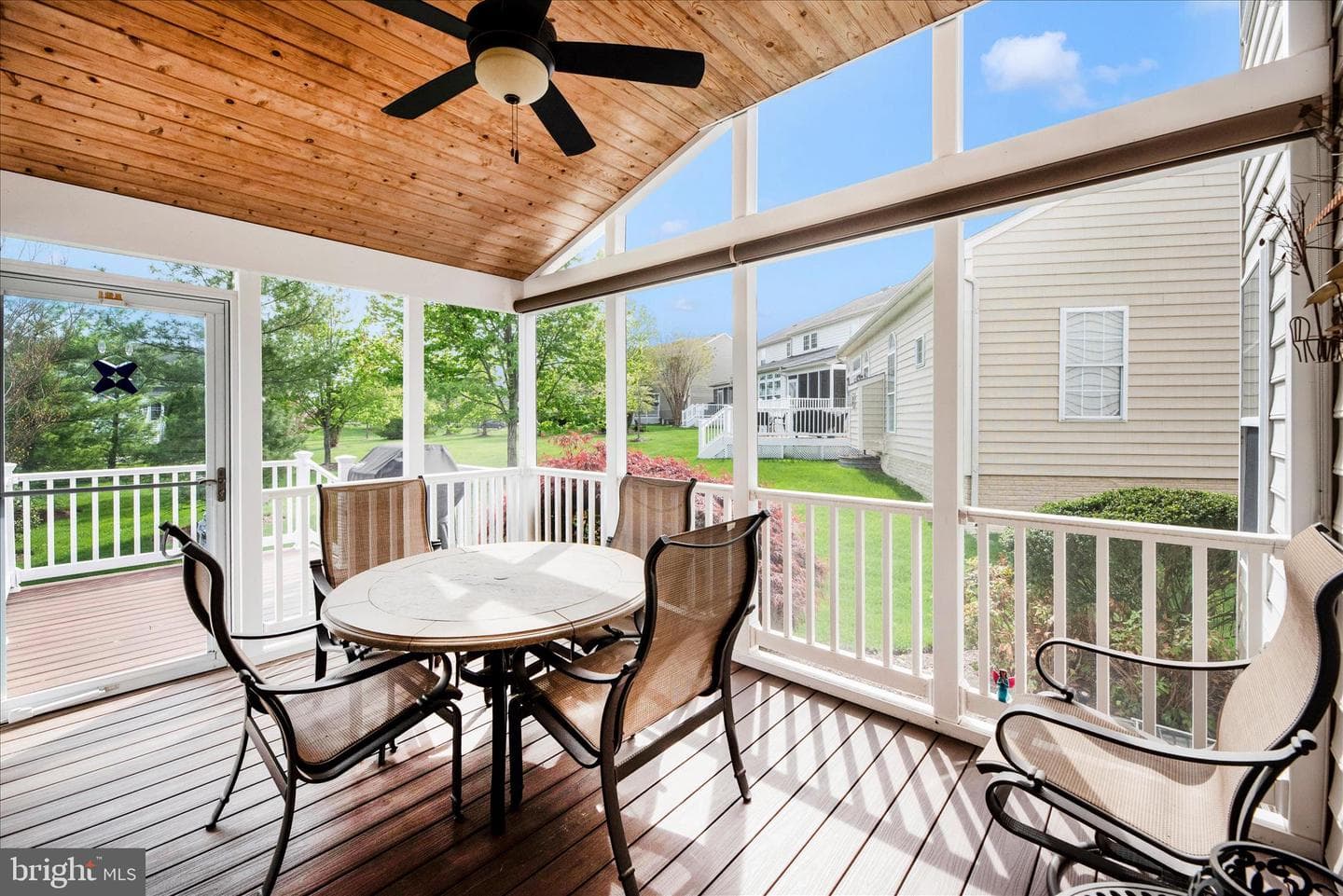 10604 Victorian Avenue photo 40