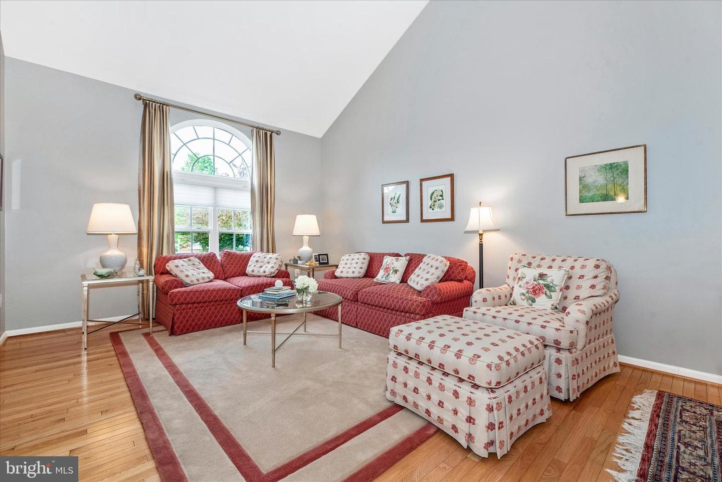 10604 Victorian Avenue photo 5