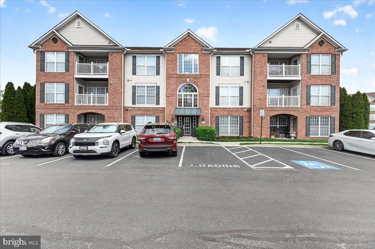 595 Cawley Drive #4 3c, Frederick