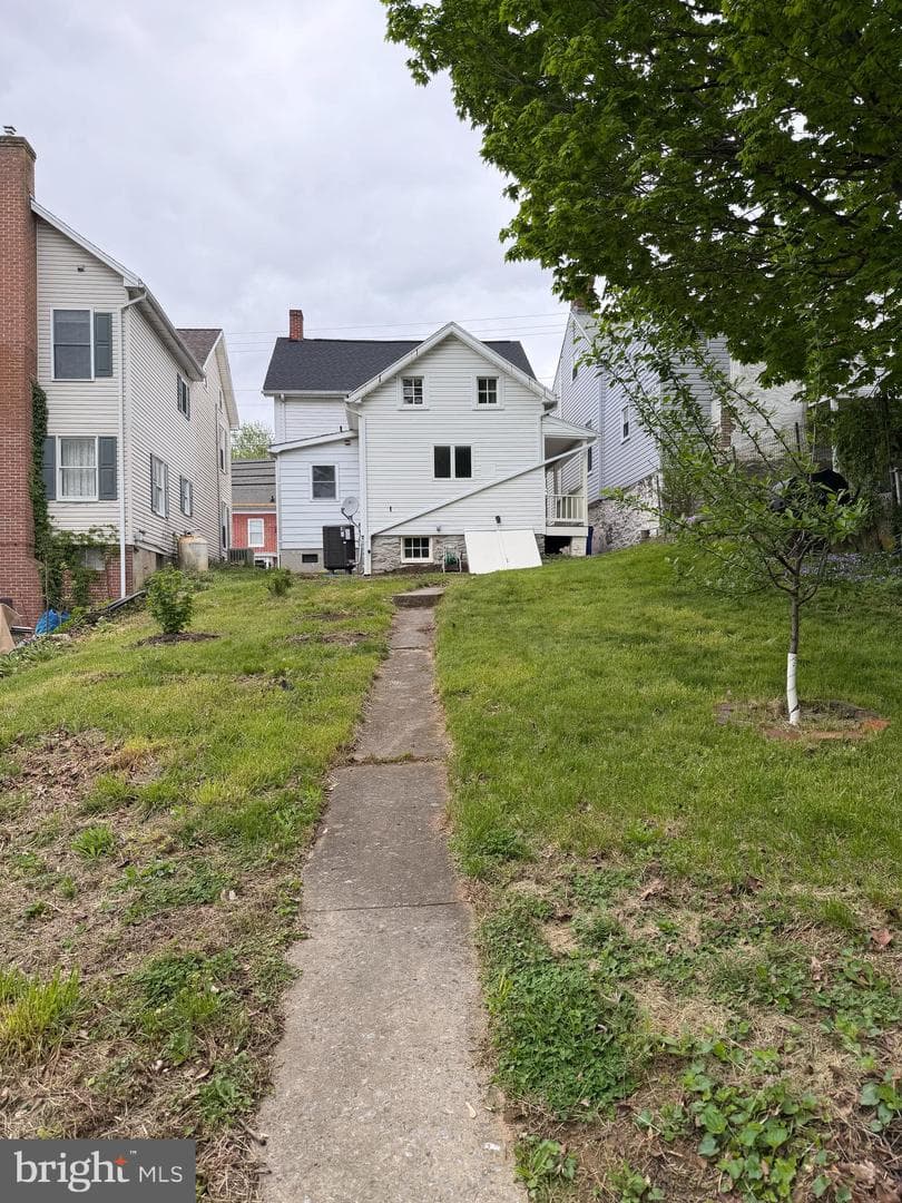 208 Main Street photo 39