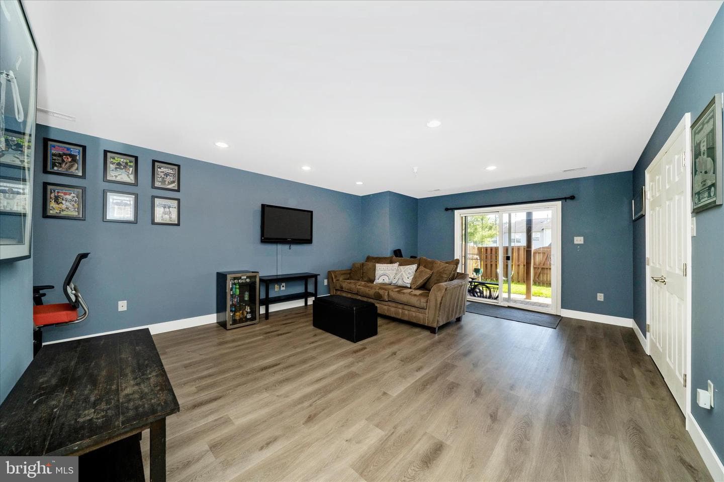 584 Ellison Court photo 4