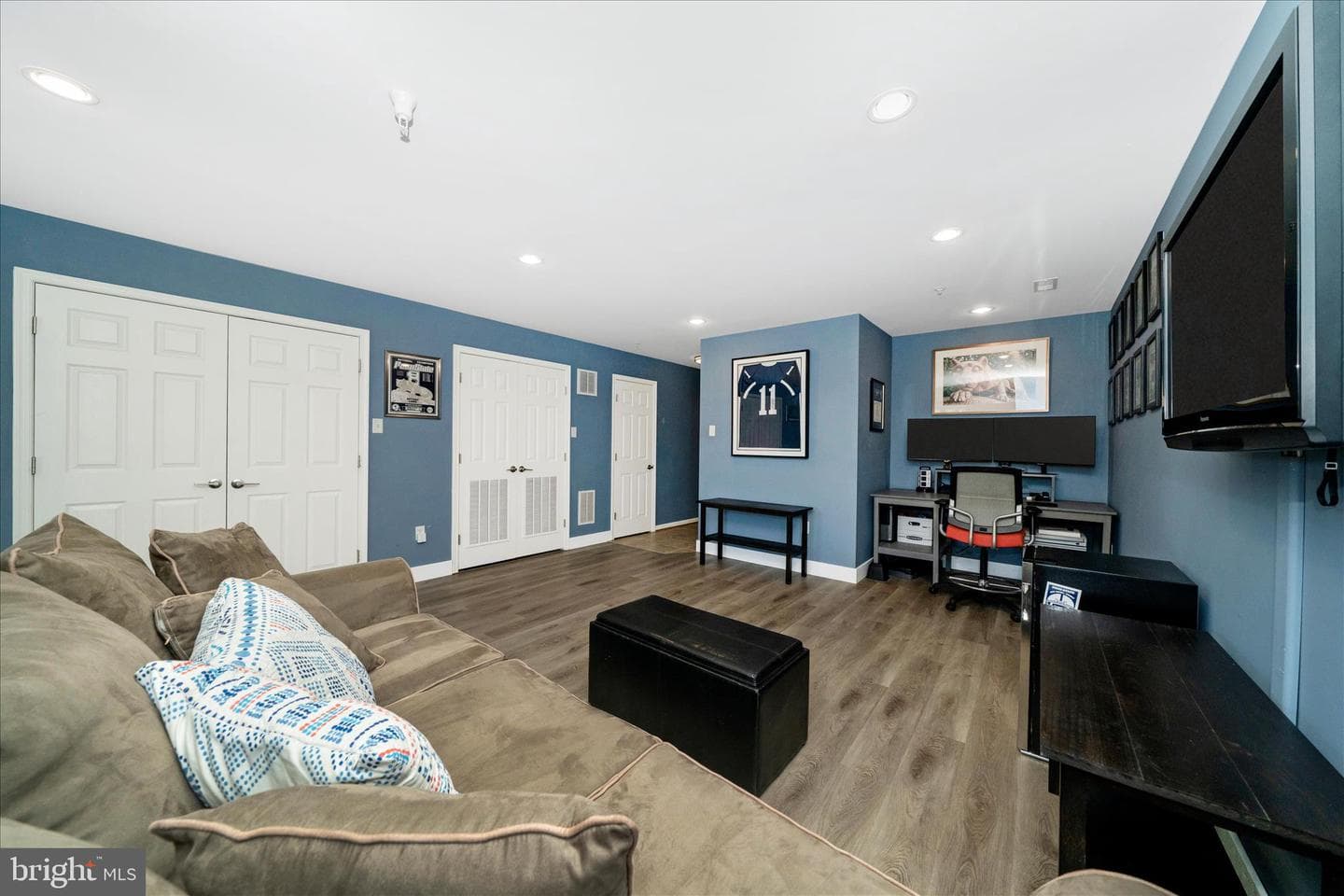 584 Ellison Court photo 6
