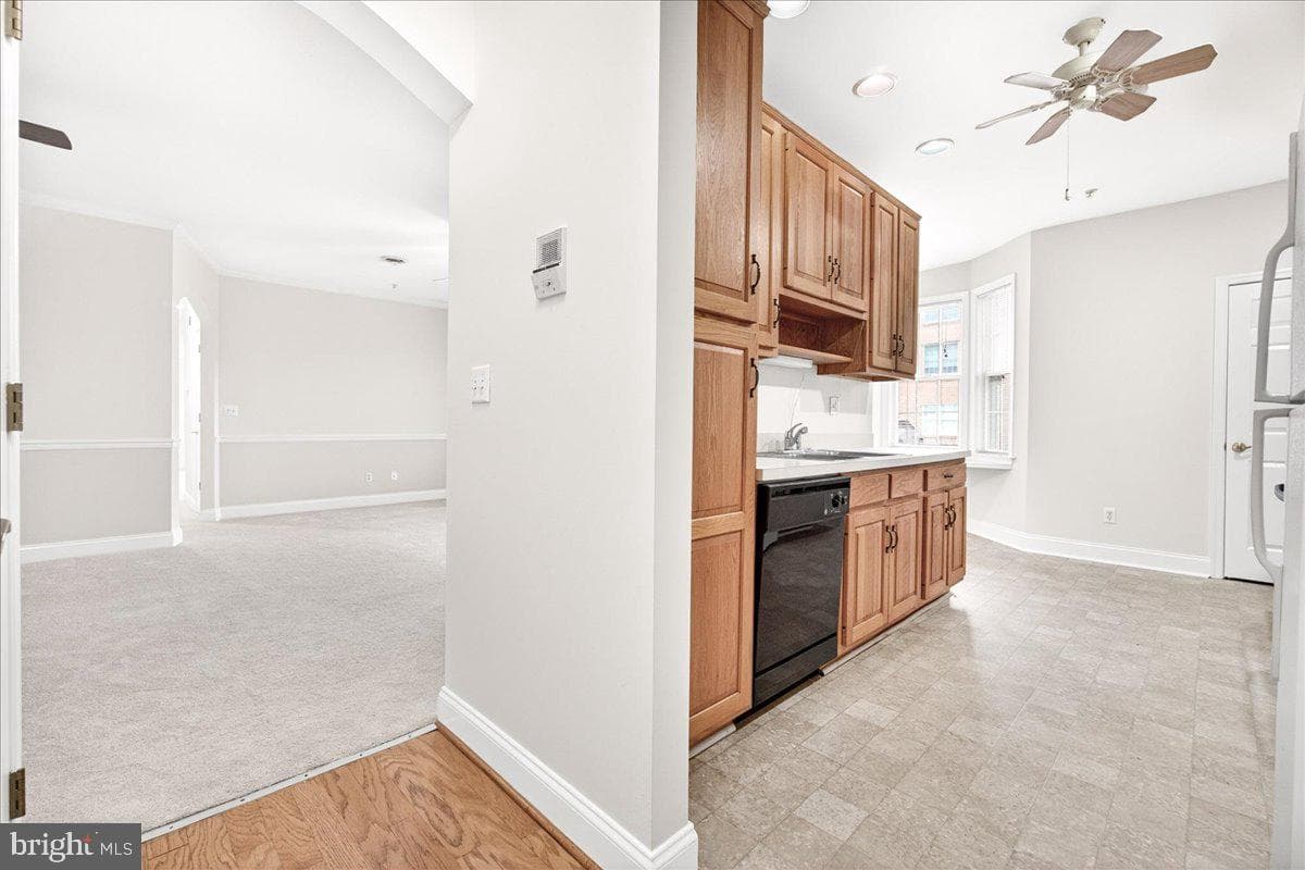 11 Rosewood Court #101 photo 11