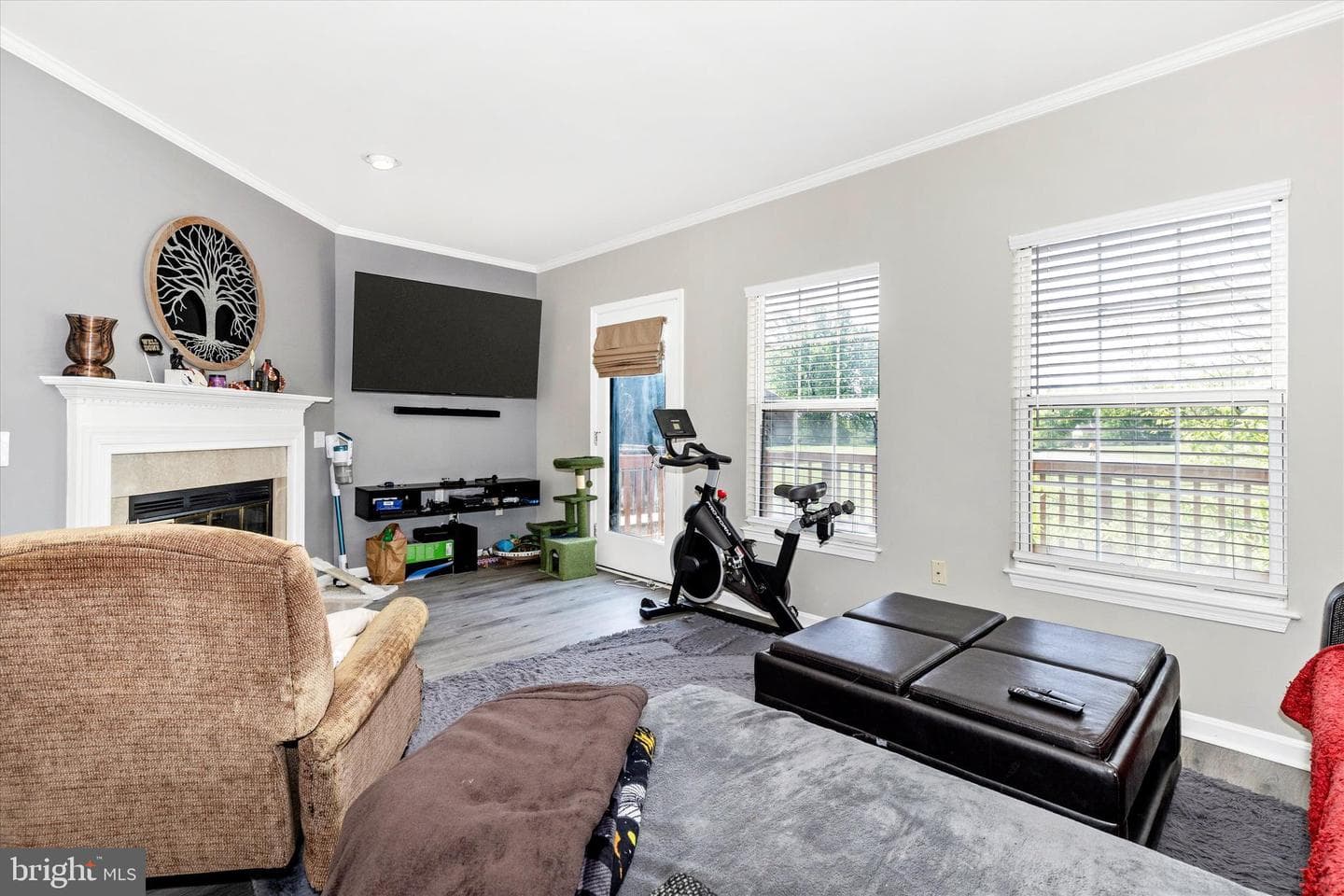 7083 Gresham Court W photo 12