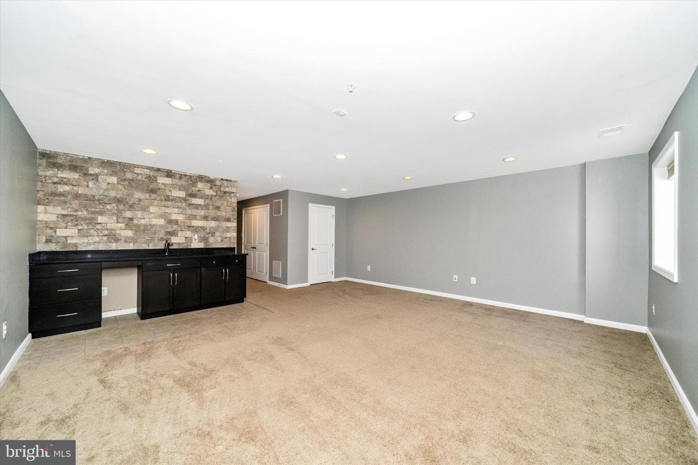 6425 Walcott Lane photo 37