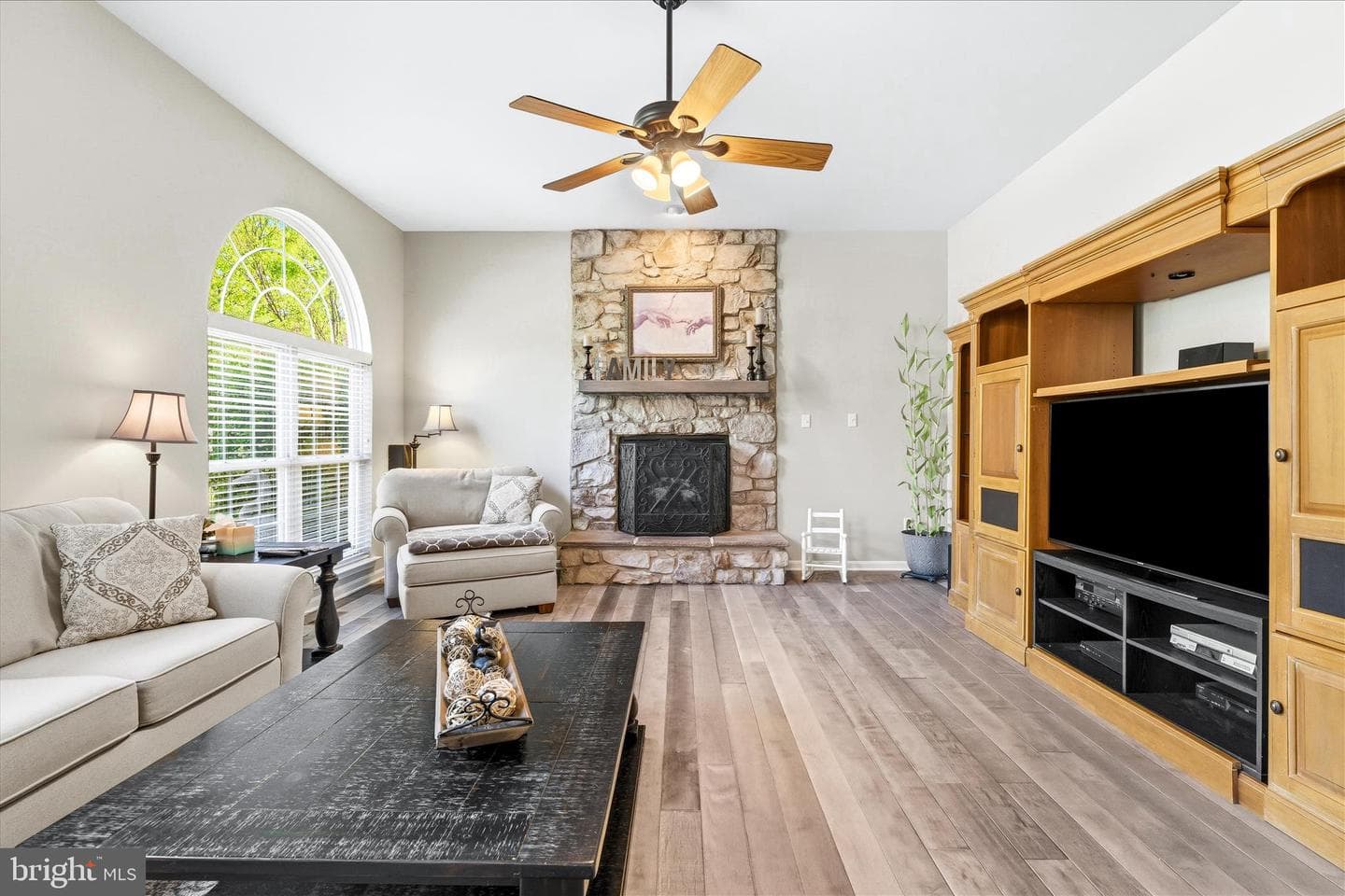 4114 Lomar photo 31