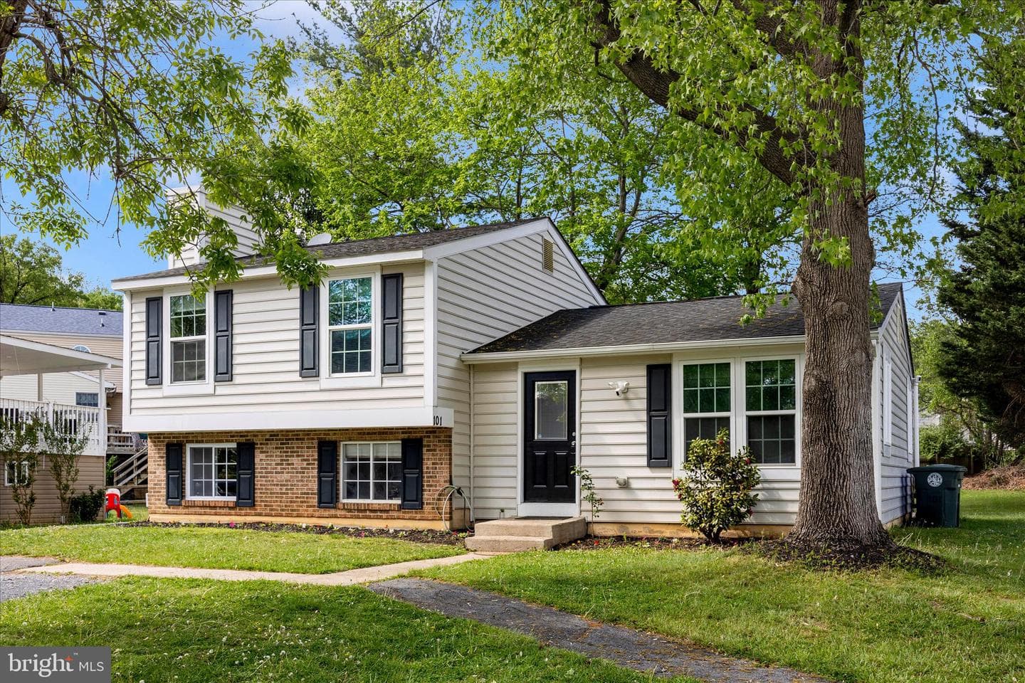 101 Andover Court
