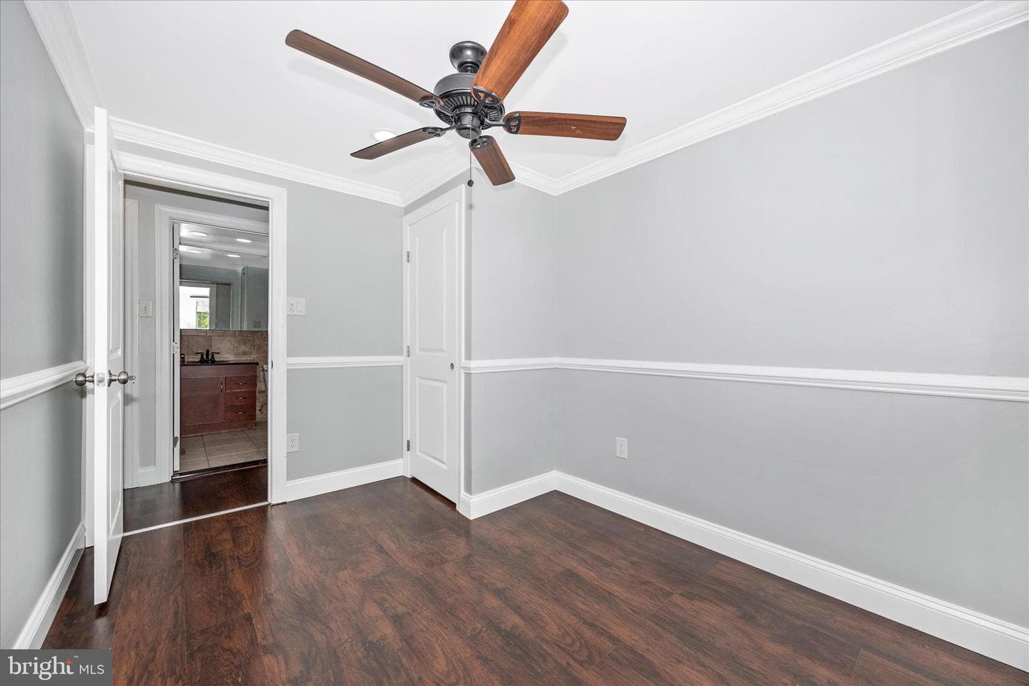 101 Andover Court photo 12