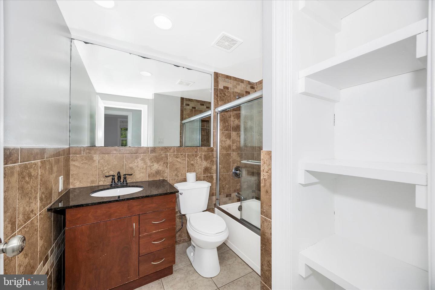 101 Andover Court photo 13