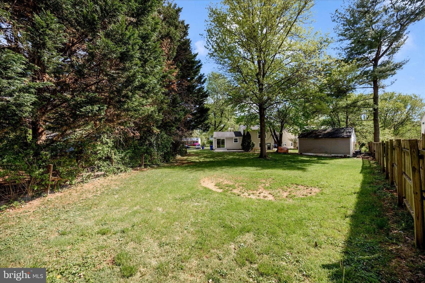 101 Andover Court photo 26