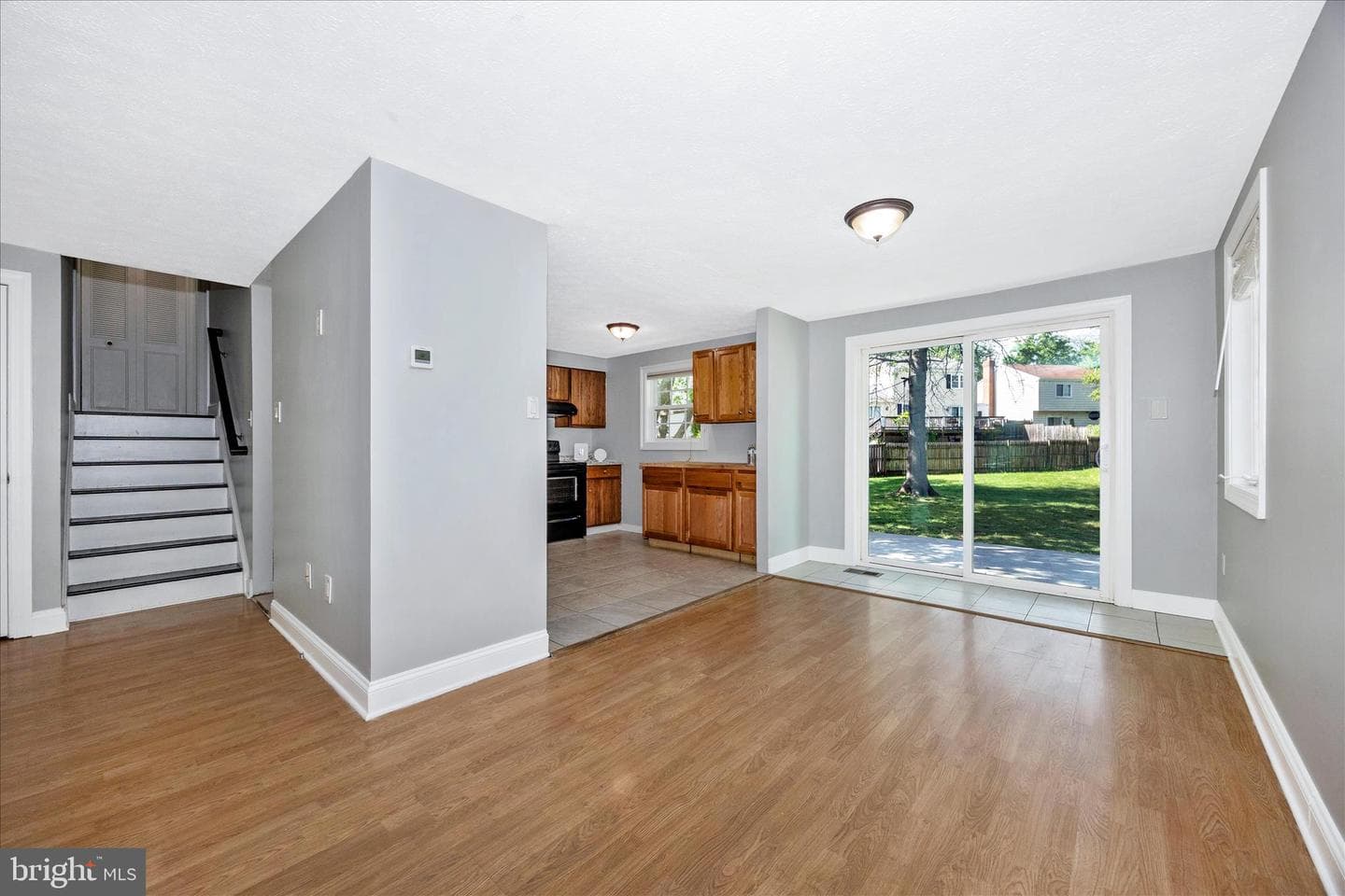 101 Andover Court photo 5