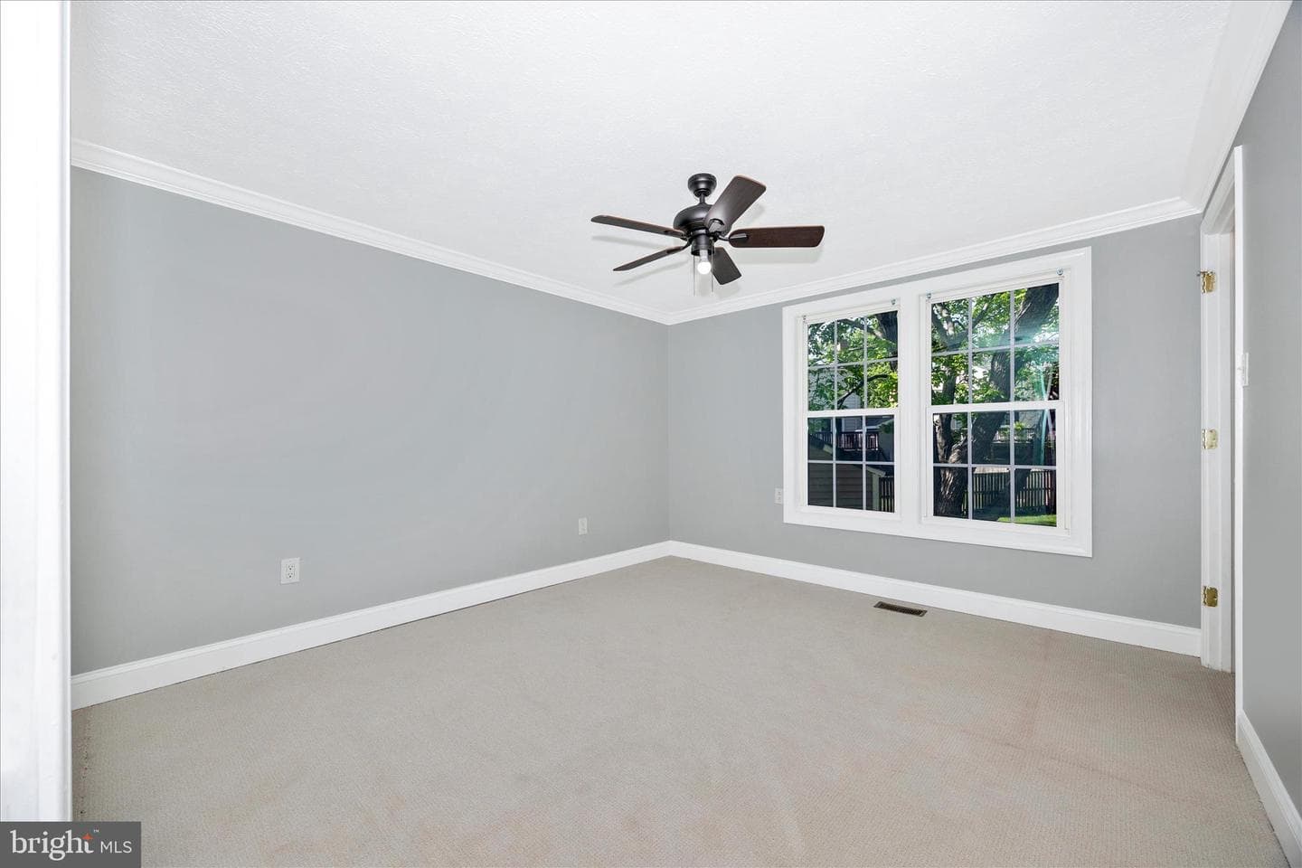 101 Andover Court photo 9