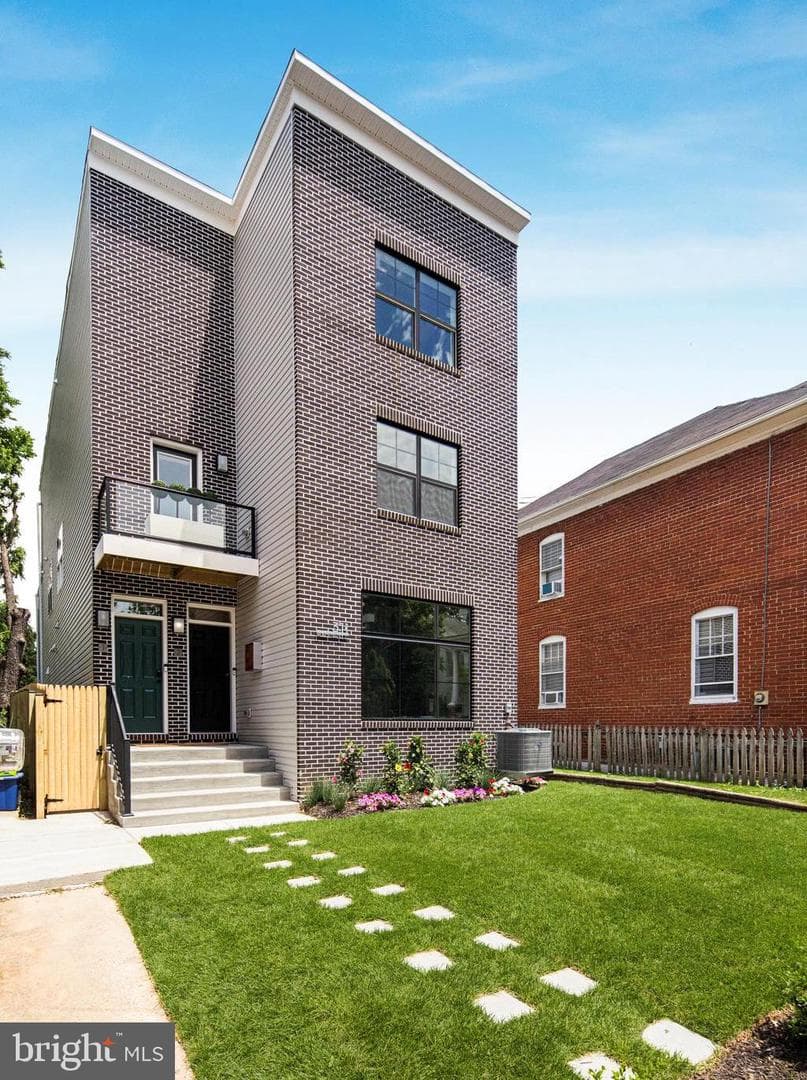 311 W South Street #unit 2 photo 3