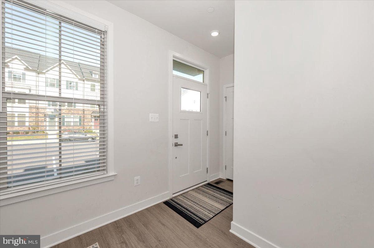 6113 Stonecat Court photo 4