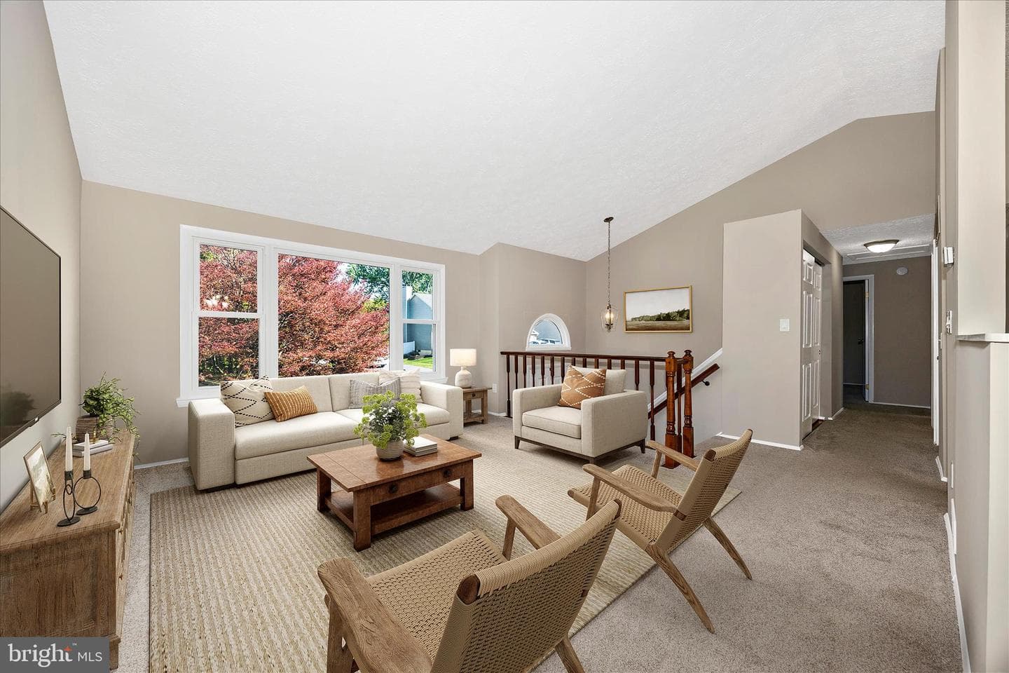 233 Diamond Drive photo 2