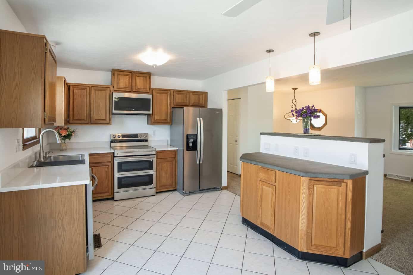 908 Horizon Road photo 5