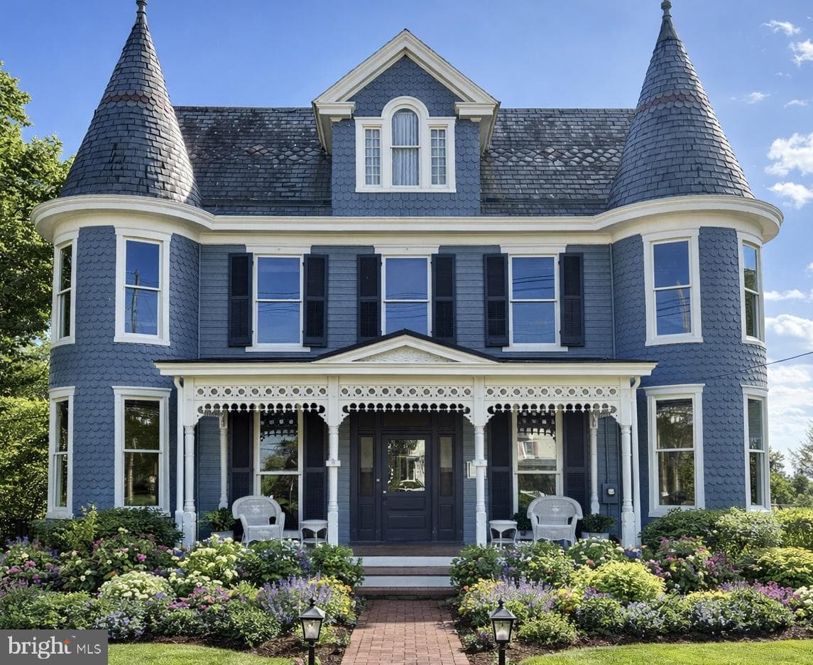 216 E Main Street