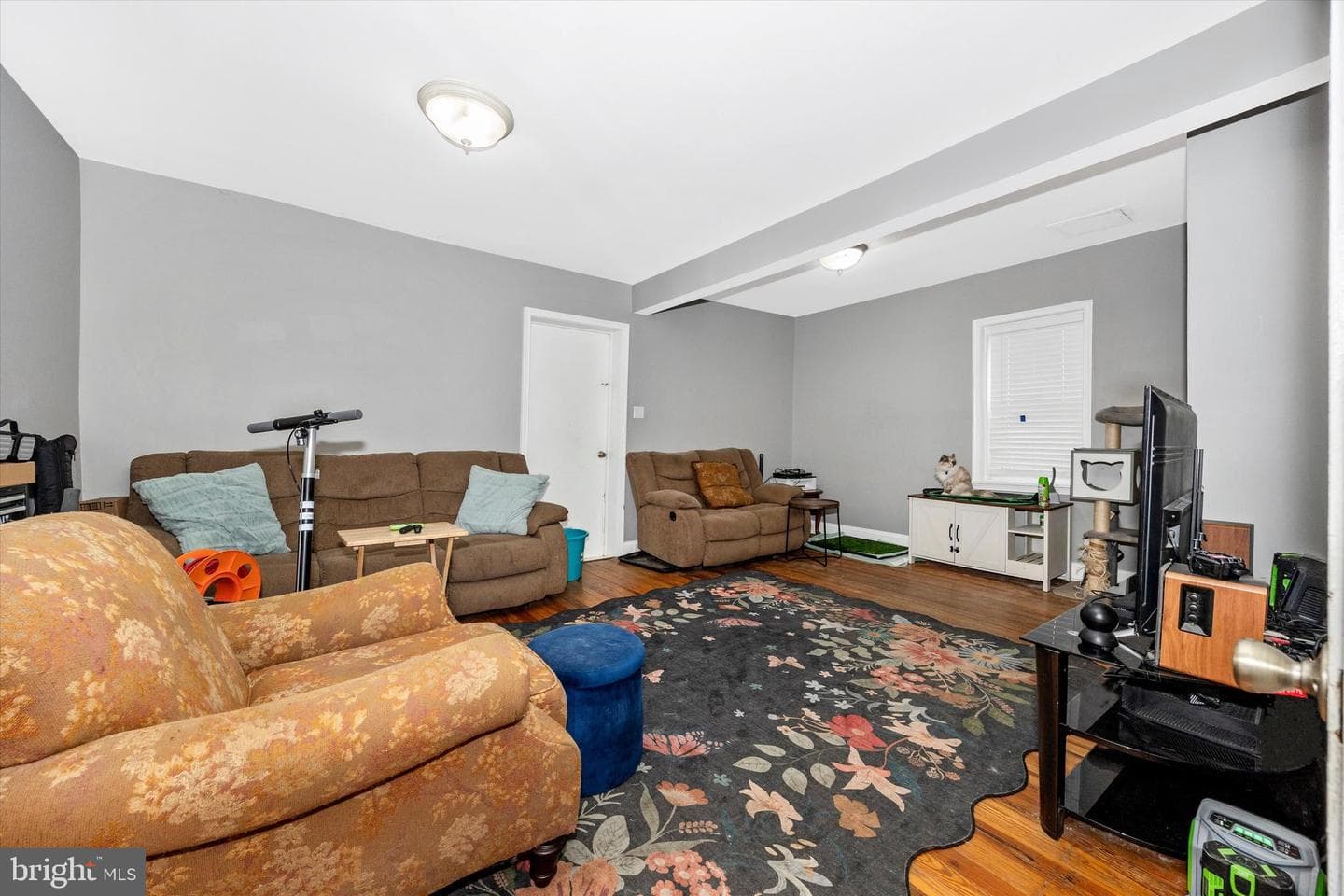 201 N Maple Avenue photo 5