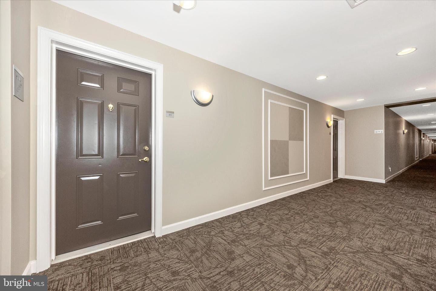 35 E All Saints Street #211 photo 6