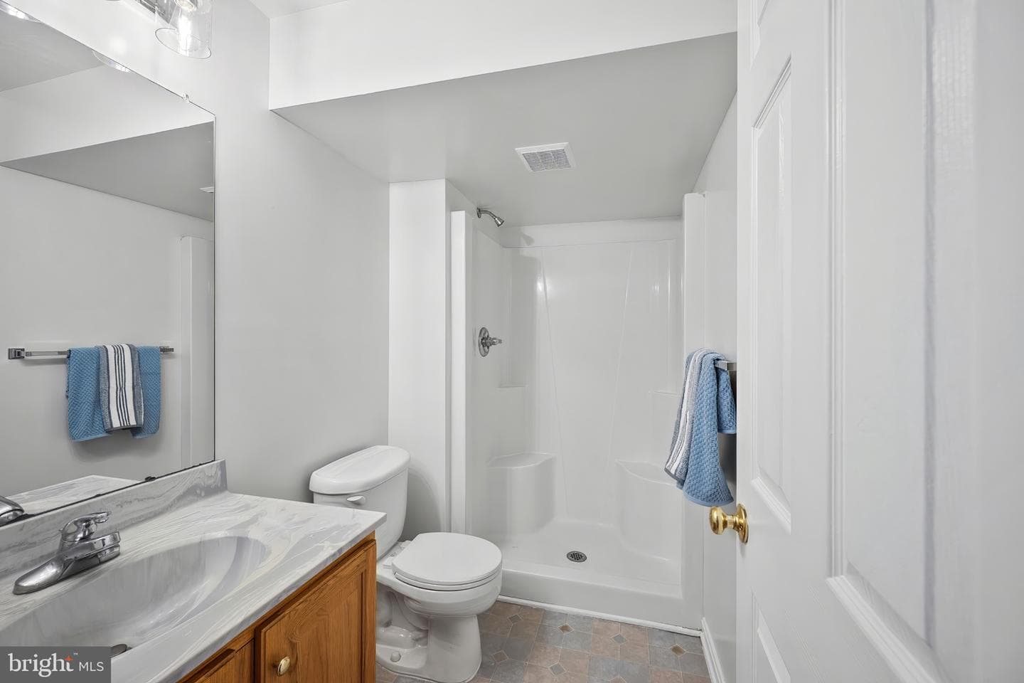 1002 Eastbourne Court photo 14