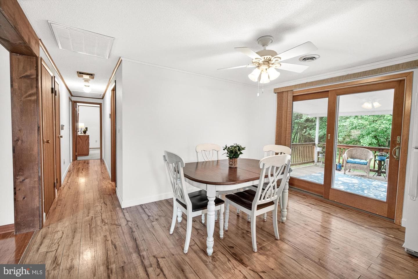 5601 Woodville Road photo 11