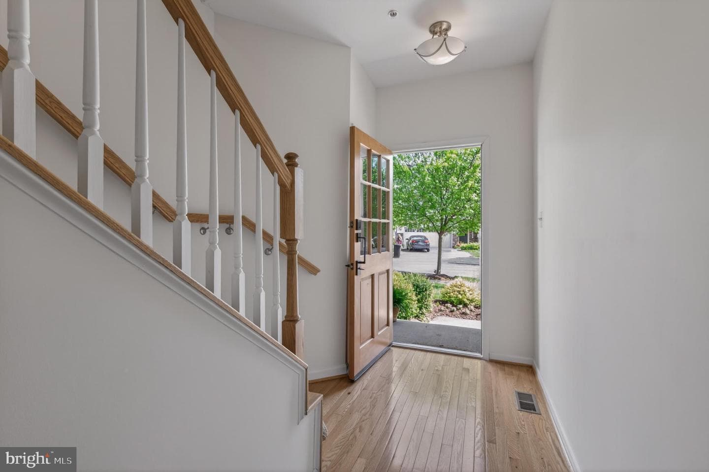 406 Wills Creek Drive photo 4