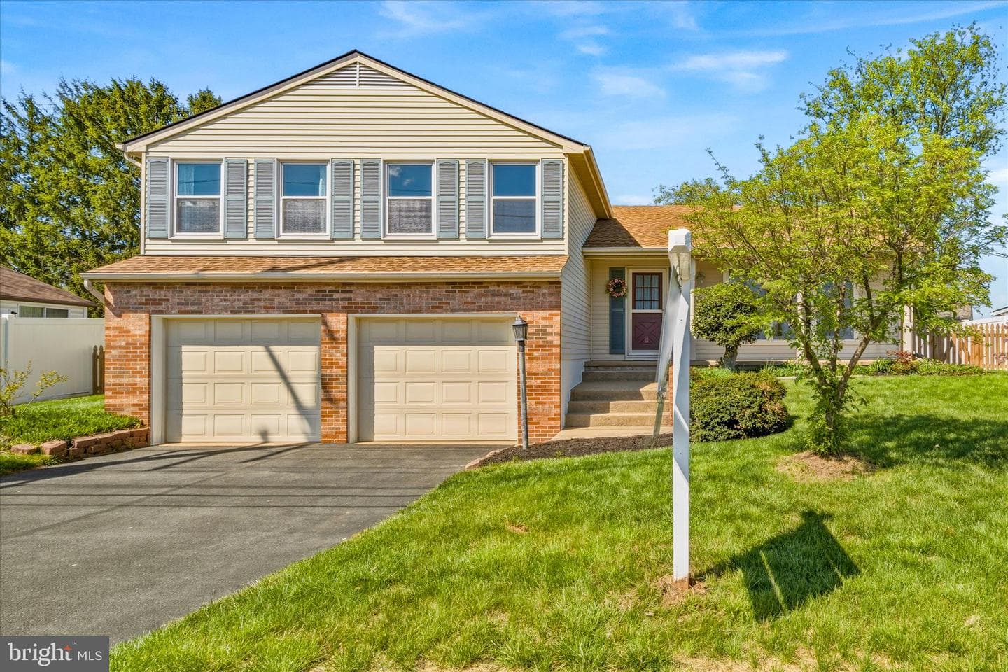1323 Butterfly Lane photo 36
