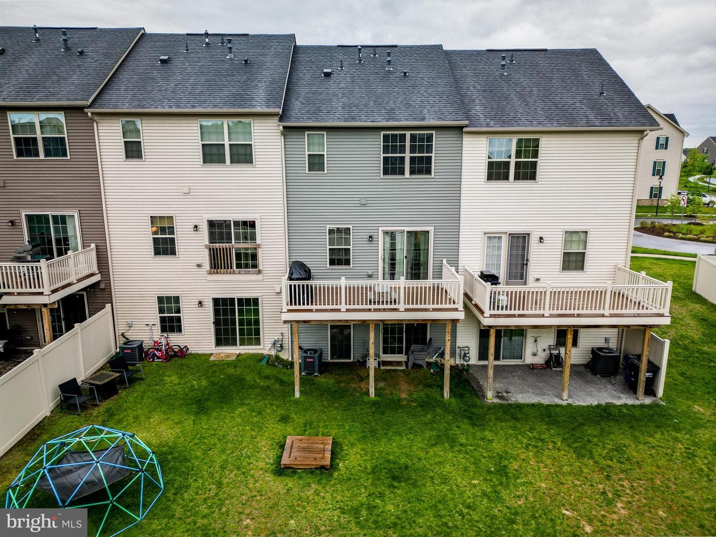 10702 Lamoka Lane photo 40