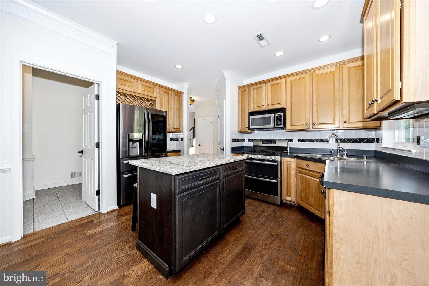 803 Apache Court photo 10