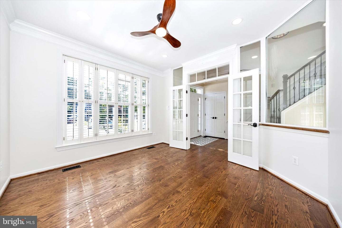 803 Apache Court photo 4