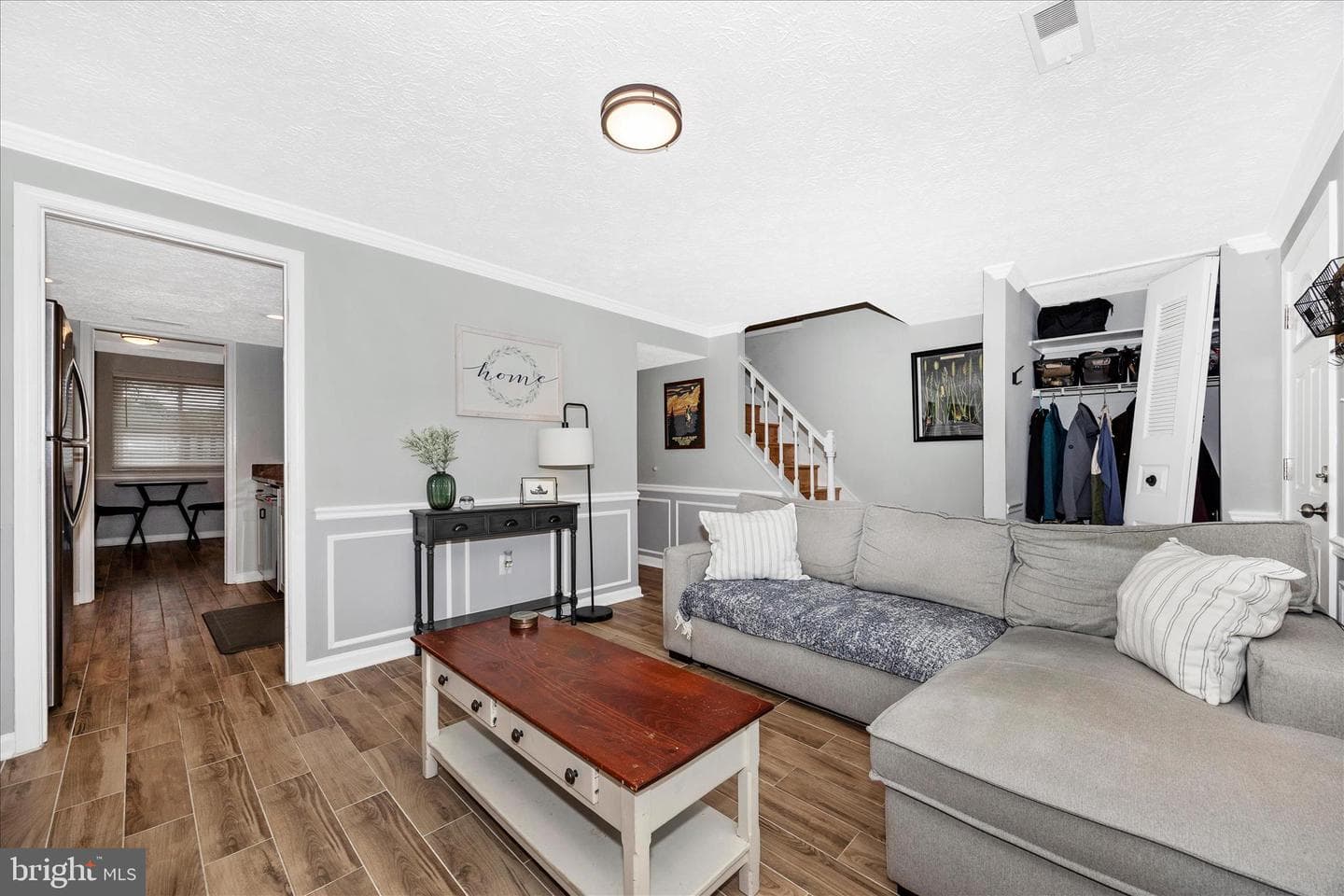 6934 Doublebrand Court photo 9