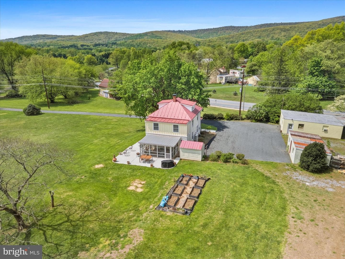 8701c Yellow Springs Road photo 46