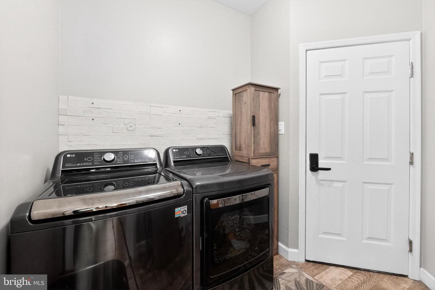 6355 Bannister Drive photo 30