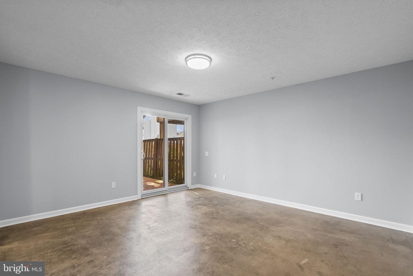5611 Ashburn Terrace photo 24