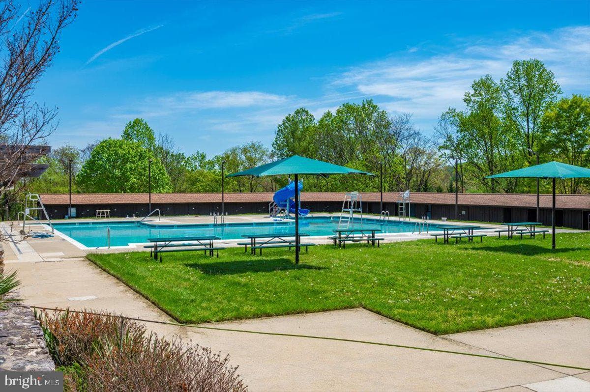10214 Nuthatch Drive photo 59