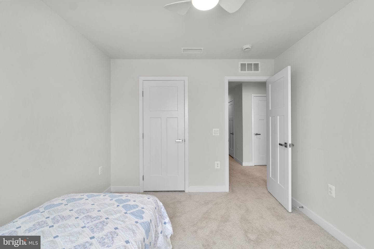 2472 Silver Leaf Drive photo 21