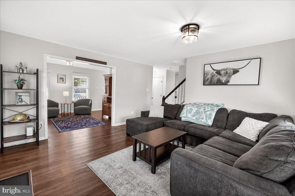 98 Pleasonton Court photo 19