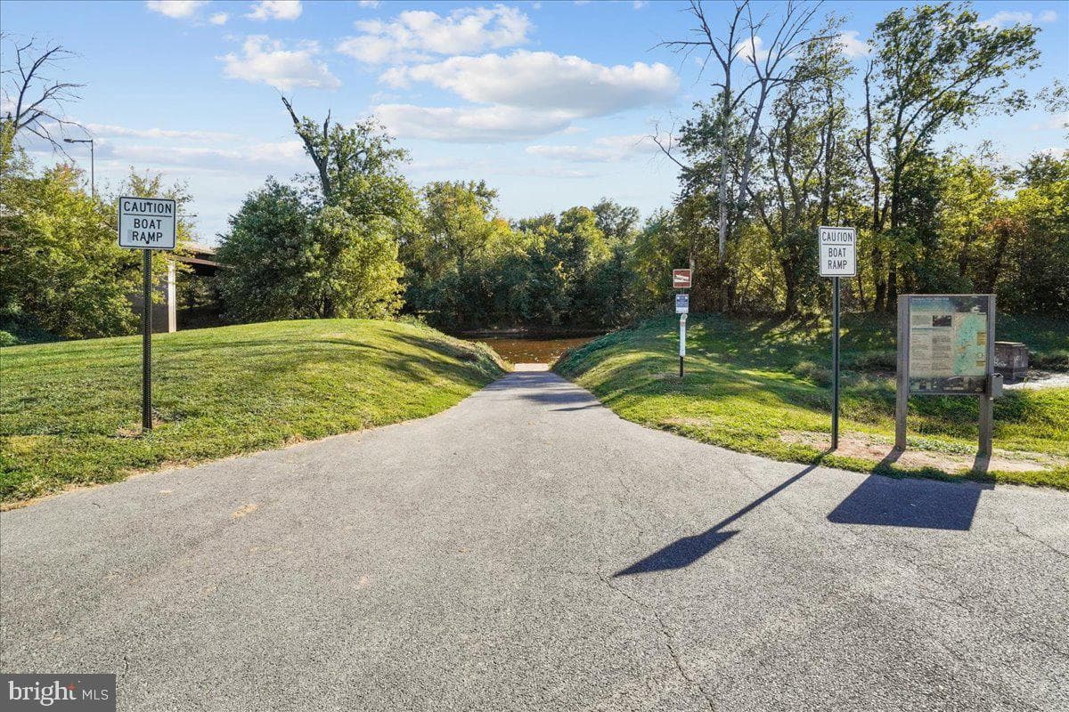98 Pleasonton Court photo 56