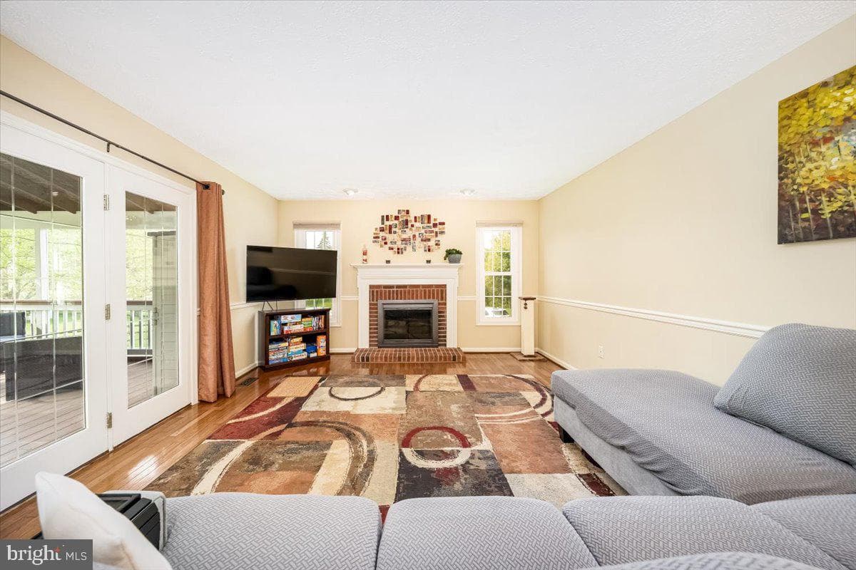 10651 Emmaline Drive photo 14